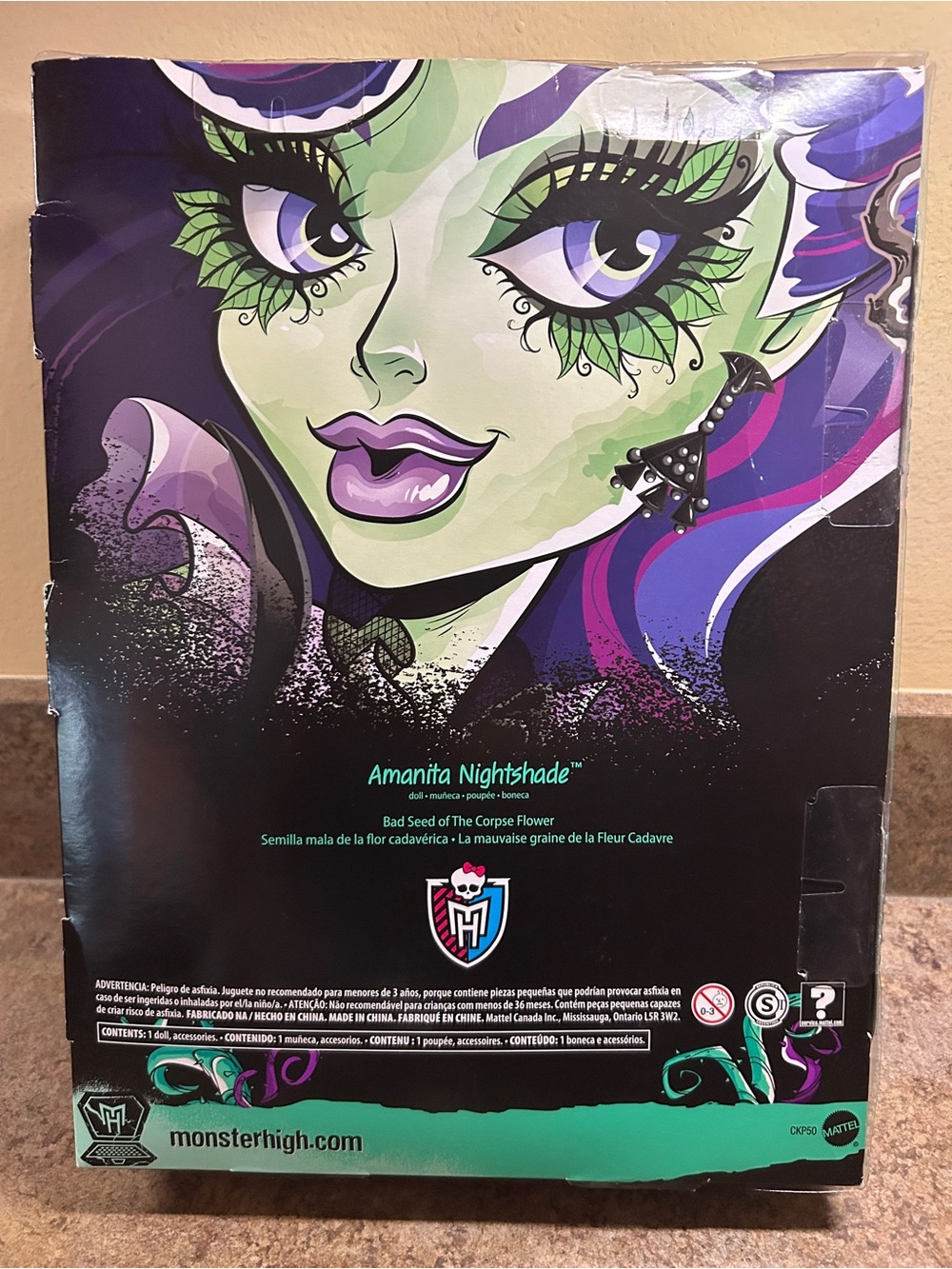Monster High Amanita Nightshade Doll - Green, Purple & Black - Picture 7 of 9